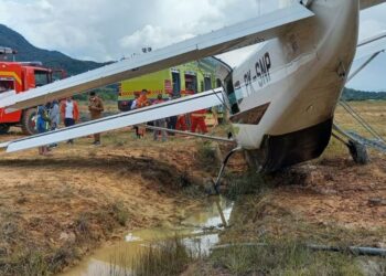 Pesawat Kargo BBM Tergelincir di Krayan