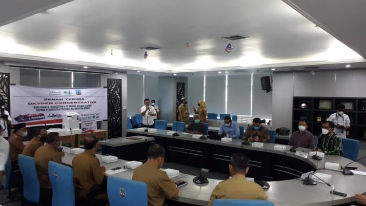 Bantuan Oxygen Concentrator dari PT Adindo Hutani Lestari & Tanoto Foundation
