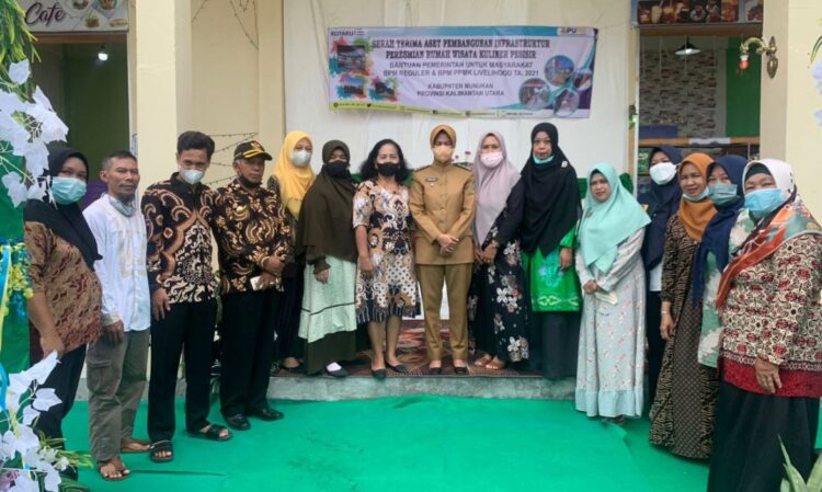 Peran Perempuan dalam Pembangunan Infrastruktur Rumah Wisata Kuliner Pesisir di Kelurahan Nunukan Utara