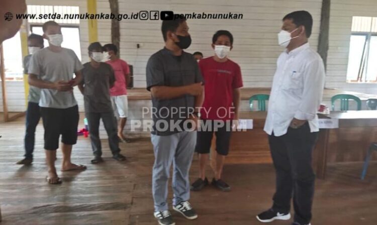 PILKADES SERENTAK 18 OKTOBER, WABUP H. HANAFIAH TINJAU PERSIAPAN