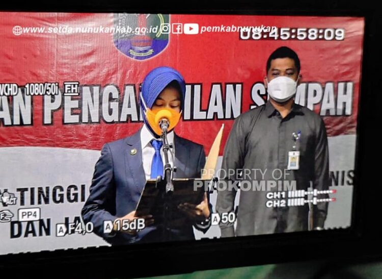 Bupati Melantik dan Mengambil Sumpah/Janji Jabatan Pimpinan Tinggi Pratama, Administrator dan Pengawas di Lingkungan Pemerintah Kab. Nunukan