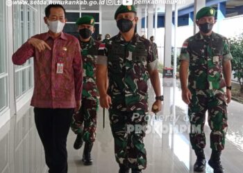 Sekretaris Daerah Serfianus Hadiri Sertijab Dandim 0911 Nunukan