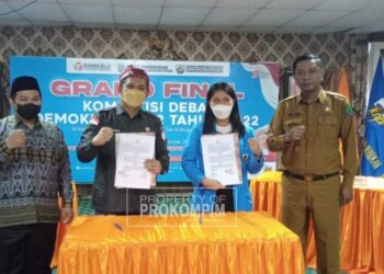 Bawaslu Kab. Nunukan Gelar Kompetisi Debat Demokrasi Ke-2 Tahun 2022 Antar Pelajar Tingkat SMA Sederajat