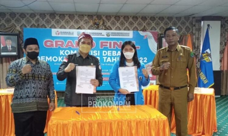 Bawaslu Kab. Nunukan Gelar Kompetisi Debat Demokrasi Ke-2 Tahun 2022 Antar Pelajar Tingkat SMA Sederajat