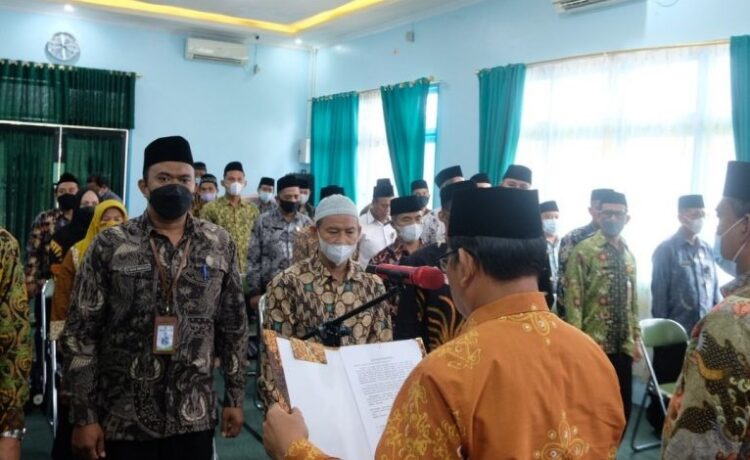 Wabup Nunukan Kukuhkan Pengurus Majelis Ta’lim Al- Ikhlas Kabupaten Nunukan Periode 2022 – 2024