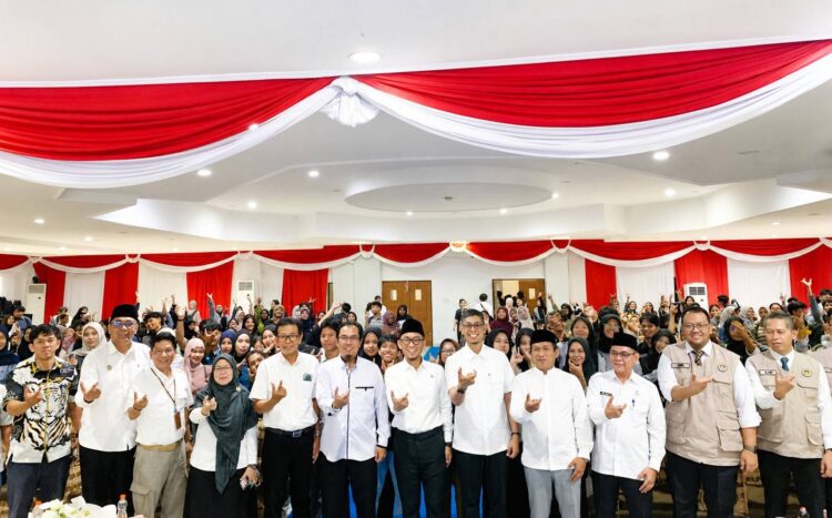 Kuliah Umum UBT Hadirkan Wamen Haji, Bahas Ekonomi dan SDM Unggul