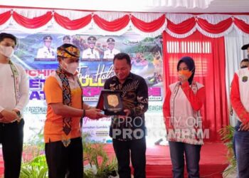 Pertama Kali Kunjungi Kecamatan Lumbis Pansiangan, Gubernur : Masyarakatnya Begitu Akrab