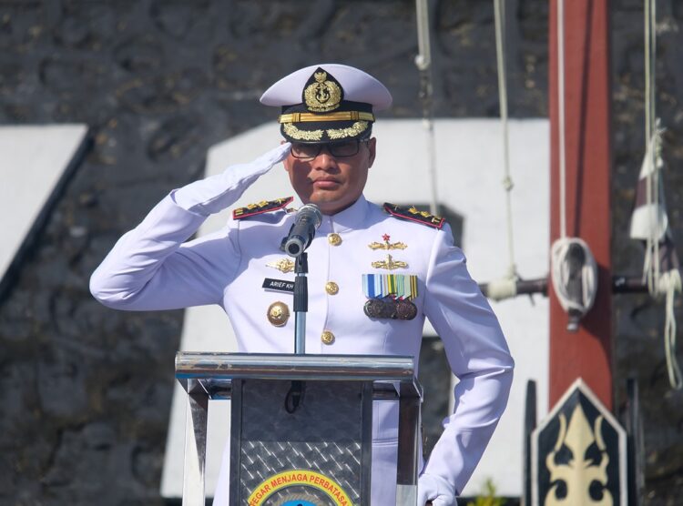 Upacara Peringatan Hari Ulang Tahun TNI AL Ke – 77