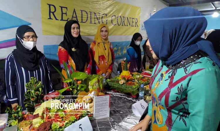 Peringati HUT RI ke 77, Forum Pemberdayaan Pemberdayaan Perempuan Indonesia Pamerkan Batik Khas Nunukan dan Aneka Lomba