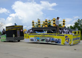 Kendaraan Hias Turut Ramaikan Pawai Budaya
