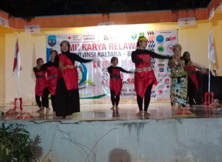 Lomba Pentas Seni Meriahkan Kegiatan Temu Karya Relawan di Binusan