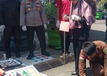 Kejari Musnahkan Barang Bukti Hasil Tindak Pidana, Bupati Dikagetkan Bunyi Ledakan