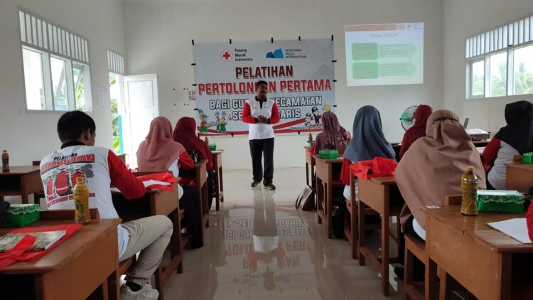 PMI Nunukan Beri Pelatihan Kepada Guru Pembina PMR Se Kecamatan Seimenggaris