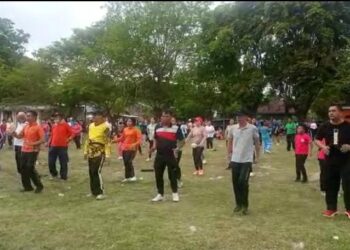 Serfianus Membaur Meriahkan Senam Sehat BAMAG