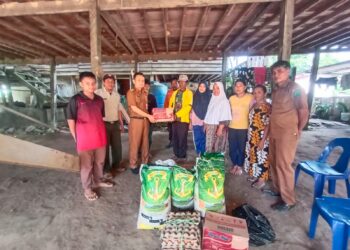 BPBD Berikan Bantuan Permakanan Korban Pohon Tumbang