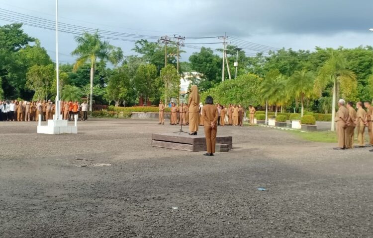 Pimpin Apel Pagi di Gadis 1, Bupati Ingatkan Pegawai Untuk Selalu Amanah