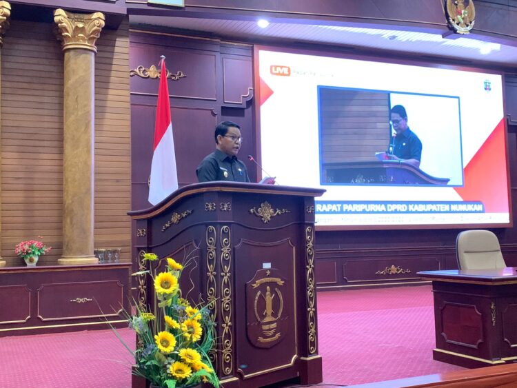 Rapat Paripurna: Wabup Sampaikan Jawaban Terhadap Dua Rancangan Peraturan Daerah