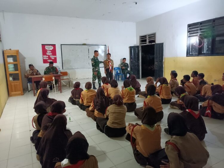 Tumbuhkan Rasa Cinta Tanah Air Satgas Pamtas Berikan Wawasan Kebangsaan Kepada Anak Sekolah