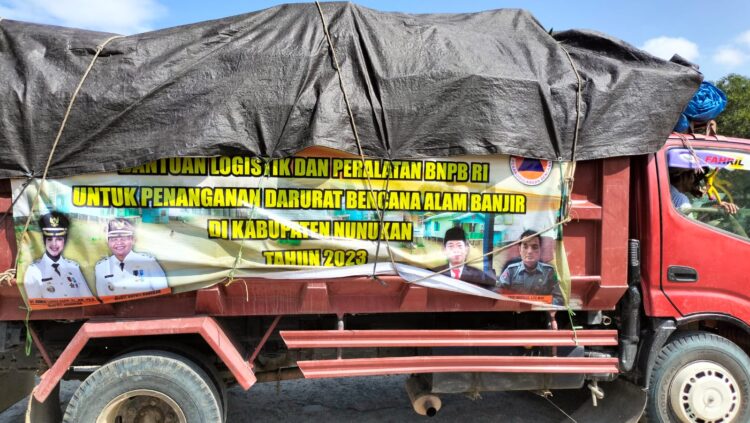 BPBD Salurkan Bantuan kepada Korban Banjir di Nunukan