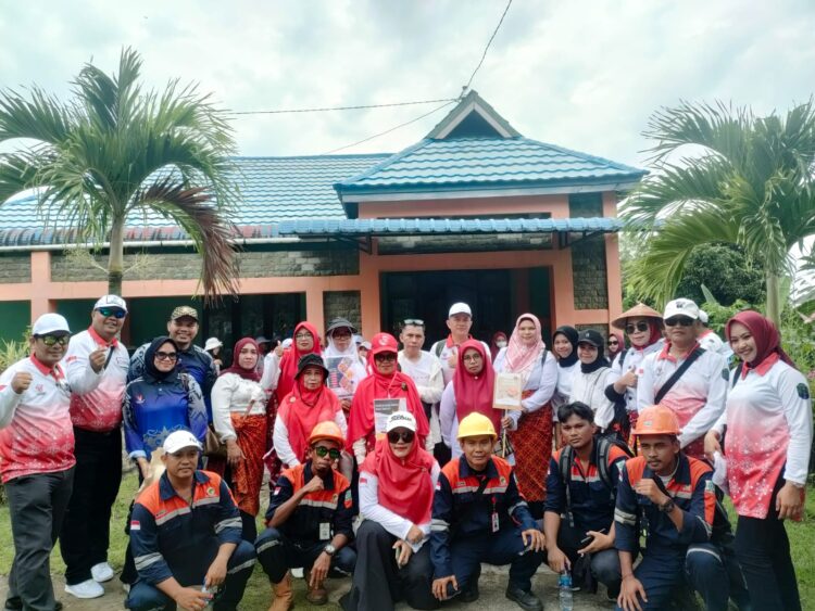 Pelaku Usaha Binaan DKUKMPP Meriahkan Pawai Pembangunan