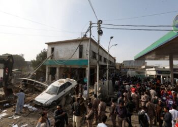 Ledakan di Bank Pakistan Sedikitnya 10 Orang Tewas