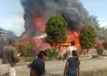 Lalai Cabut Kabel Ceret, Satu Rumah Warga Habis Terbakar