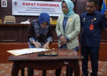 Bupati Laura Hadiri Rapat Paripurna DPRD Dalam Rangka Kesepakatan KUA dan PPAS APBD Kabupaten Nunukan T.A 2023