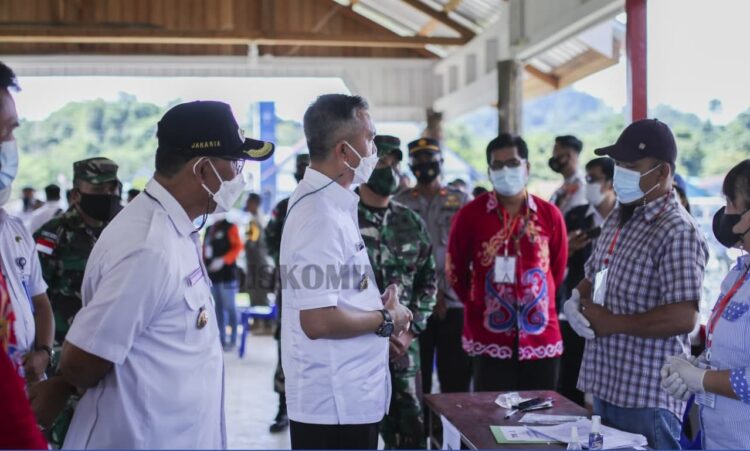 Bupati Malinau Pantau Pelaksanaan Pilkades Serentak Di Beberapa TPS