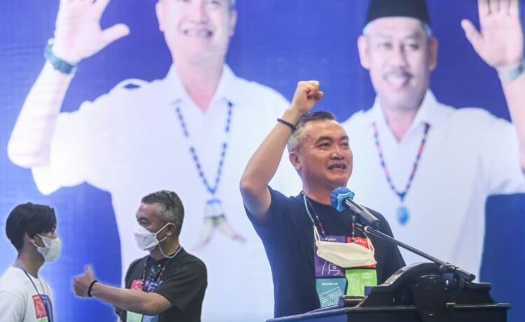 Bagian Dari Program Inovatif. Bupati Buka Pelatihan Keterampilan Masyarakat