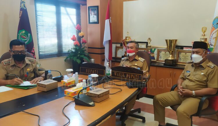 Bupati Lakukan Dialog Virtual Bersama Dewan Perwakilan Sekolah, Guru, dan Siswa-Siswi Sekolah