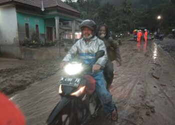 Gunung Semeru Meletus, Satu Orang Meninggal, 41 Terluka