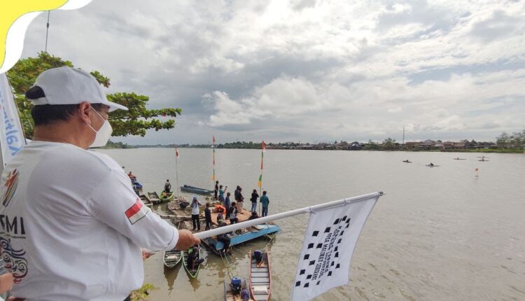 Pemdes dan Karang Taruna Desa Malinau Seberang Gelar Lomba Balap Ketinting