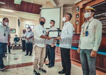 Pemkab Terima Penghargaan dari Kementerian Lingkungan Hidup dan Kehutanan