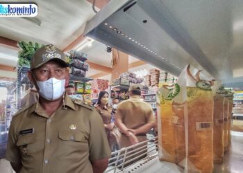 Wabup Sidak Ke Pasar dan Toko Agen Terkait Ketersediaan Minyak Goreng