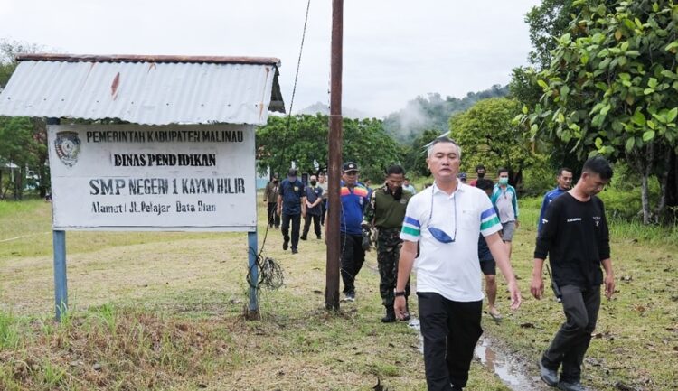 Bupati Jalin Silaturahmi Dengan Masyarakat Kecamatan Kayan Hilir