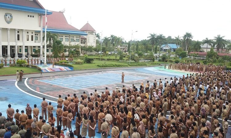 Pimpin Apel Perdana Pasca Libur, Bupati Sampaikan Pesan Kepada ASN