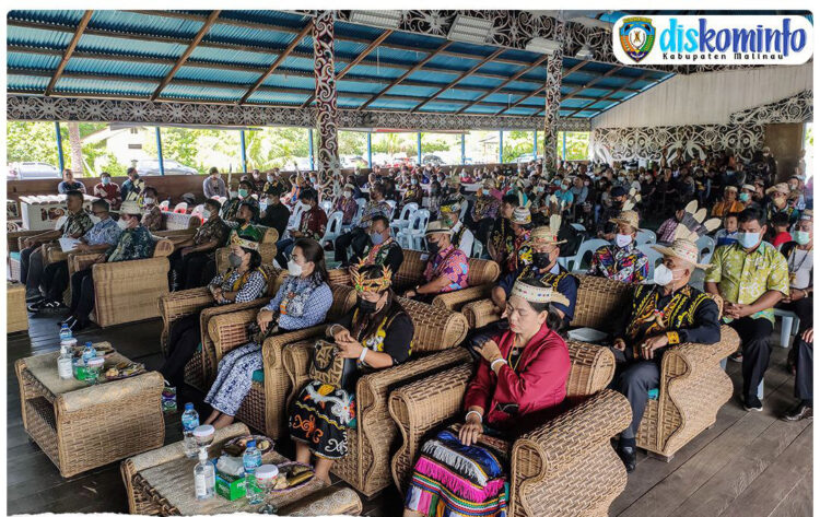 Hadiri Acara Syukuran Hasil Panen, Bupati : Terus Lestarikan Budaya Ini