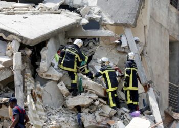 Sedikitnya Enam Orang Tewas saat Blok Apartemen Pantai Gading Runtuh