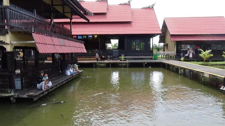 Mengintip Keindahan Rumah Adat Baloy Mayo, Salah Satu Referensi Wisata Menjelang Akhir Tahun