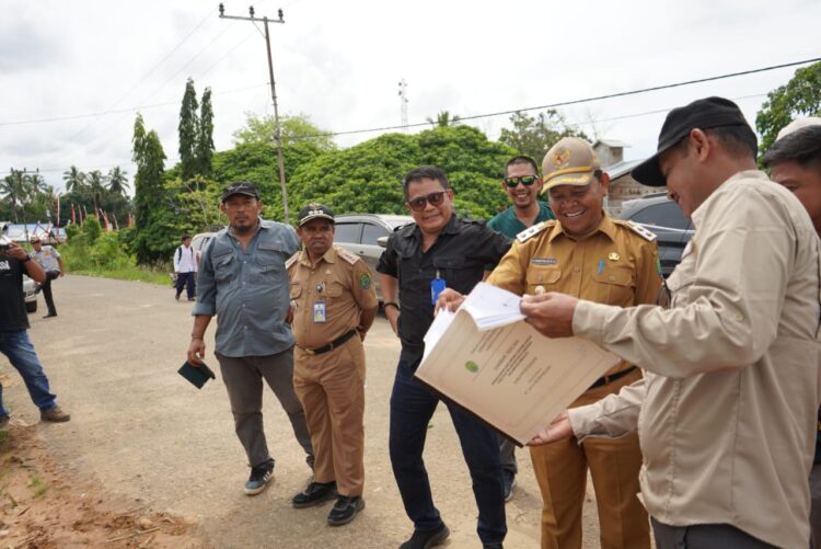 Wabup H. Hanafiah Turun Gunung Pantau Proyek Pembangunan di Kecamatan Sebuku dan Sembakung