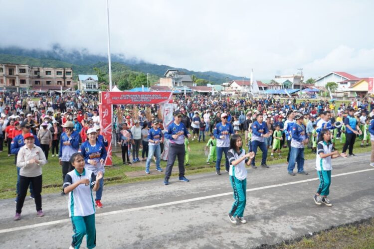 Pecah! Ribuan Warga Nunukan Antusias Hadiri Pembukaan Fest Otrad Krayan