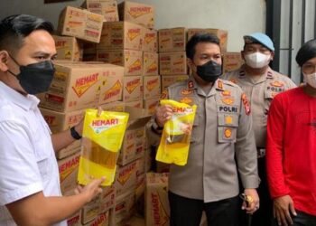 Penimbunan Minyak Goreng Kembali Diungkap, 24 Ton Ditimbun di Gudang