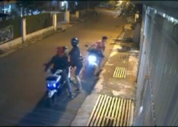 Viral Video Aksi Begal di Bandung, Korban Ditodong Sajam dan Motor Dibawa Kabur