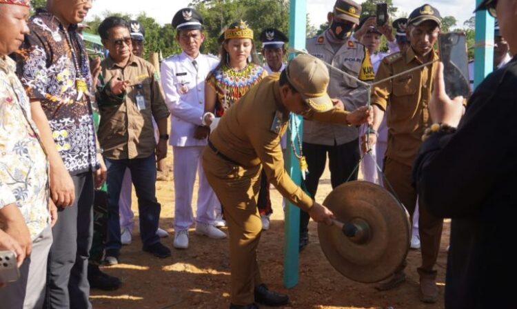 Hikmat dan Meriah, Turnamen Bola Bupati Cup Tandai Peringatan HUT Kecamatan Sembakung Atulai Ke 10 Tahun