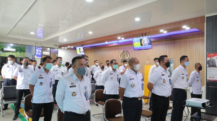 Kantor Imigrasi Kelas II TPI Tarakan Ikuti Apel Kesiapan Pegawai Akhir Tahun 2021