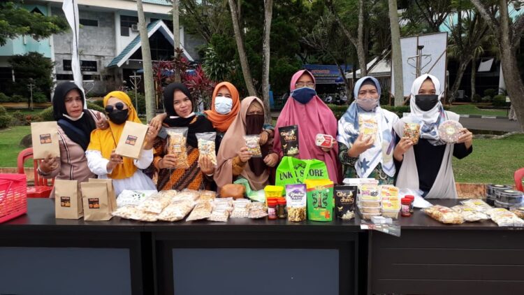 UMKM Gelar Produk Pangan Lokal di Halaman Kantor Bupati Bulungan