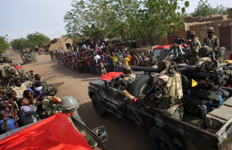 Perangi ISIS, Chad Mengirim 1.000 Tentara Tambahan ke Mali