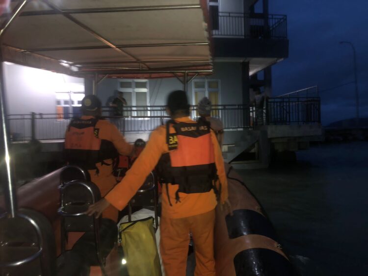 Kapal Berpenumpang Sembilan Orang, Karam di Batu Payung Malaysia, Satu Korban Dilakukan Pencarian