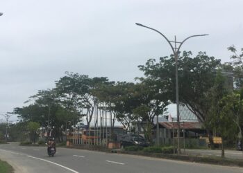 Komponen PJU Tenaga Surya di Jelarai Entah Kemana