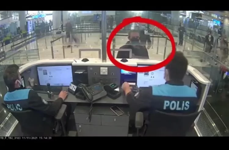 Diplomat AS Ditangkap di Turki karena Menjual Paspor ke Suriah